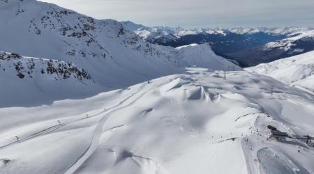 La Thuile de wilde kant van de Mont Blanc.